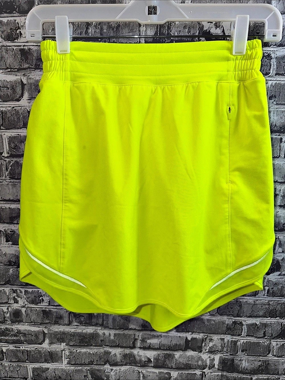 lululemon Hotty Hot Skirt High-Rise Long Athletic Shorts Size 4 Green